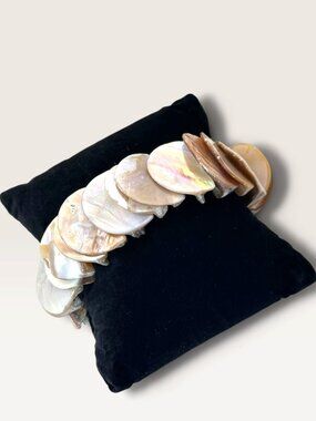 Mother Of Pearl Shell Stretch Bracelet Boho Style Natural Iridescent Tones